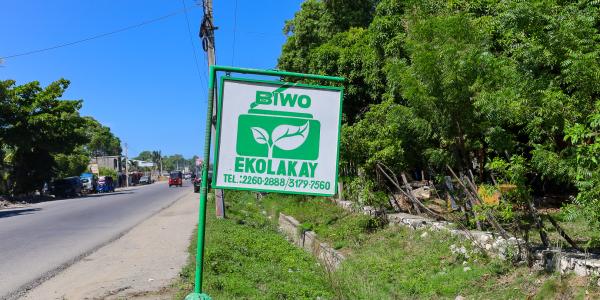 EkoLakay Sign Ti Lary